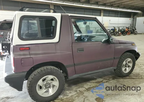 1992 Geo Tracker from USA, damaged, VIN 2CNBJ18U2N6907880